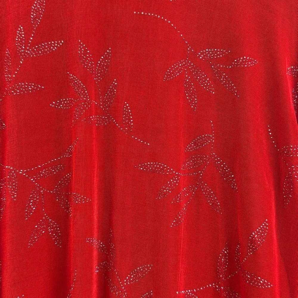 Elegant Red Long-Sleeve Dress - Picture 2 of 8